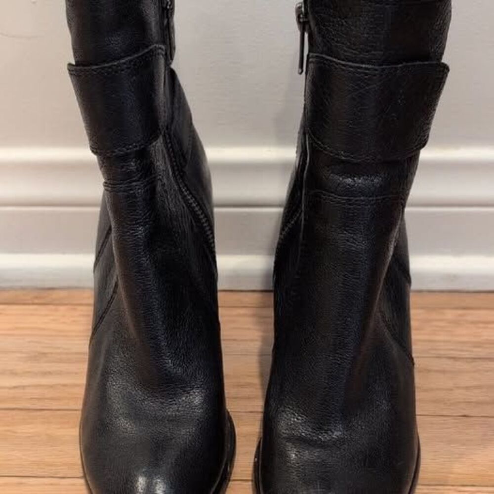 Frye Black Leather Ankle Booties with Side Zip Sz 6.5
